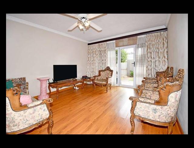 4 BEDROOM TOWNHOUSE FOR SALE IN EDEN GLEN